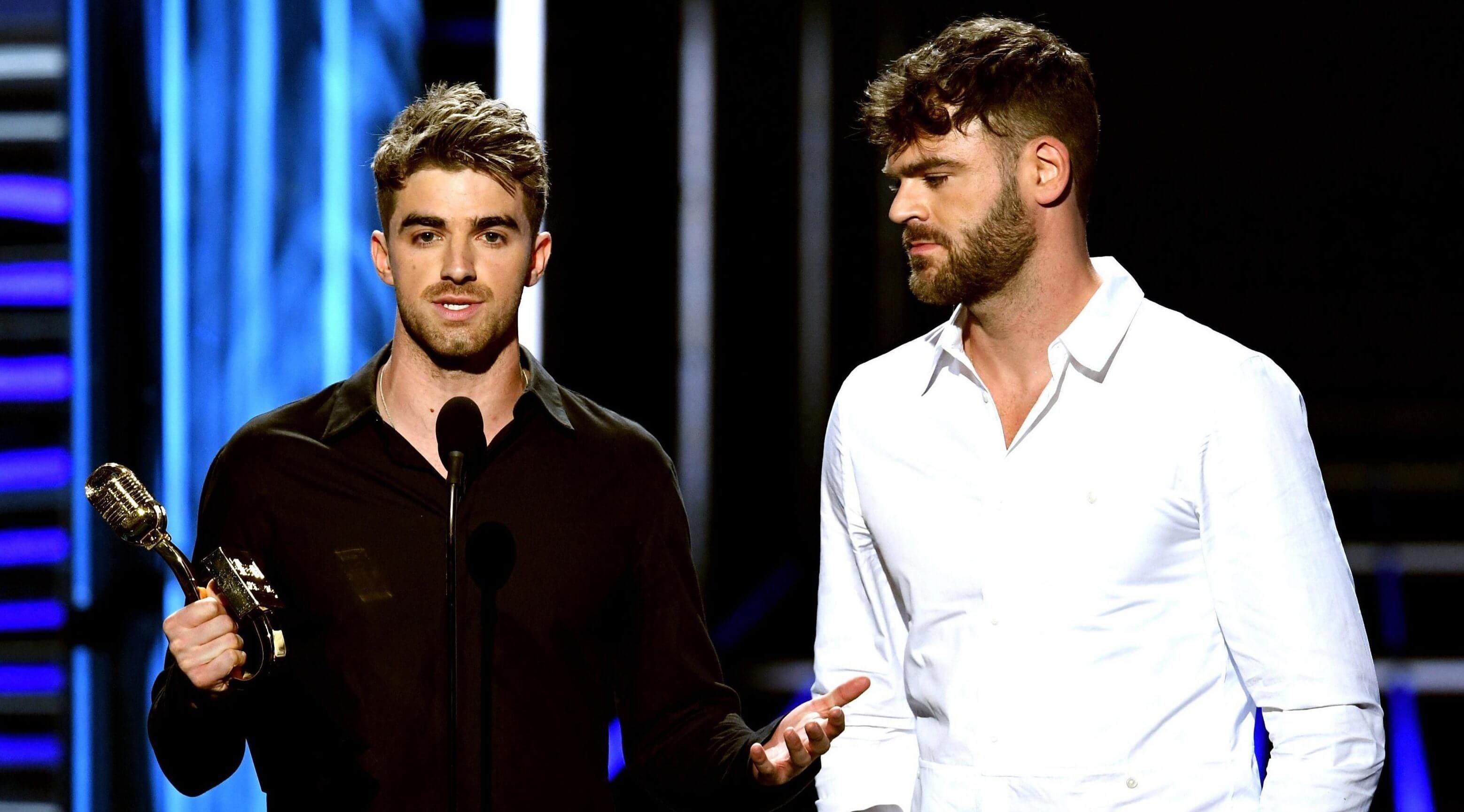 The Chainsmokers Tuai Kontroversi Usai Gelar Konser Drive-In